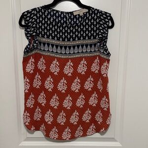 LOFT Women's Blouse in Black and Red Pattern